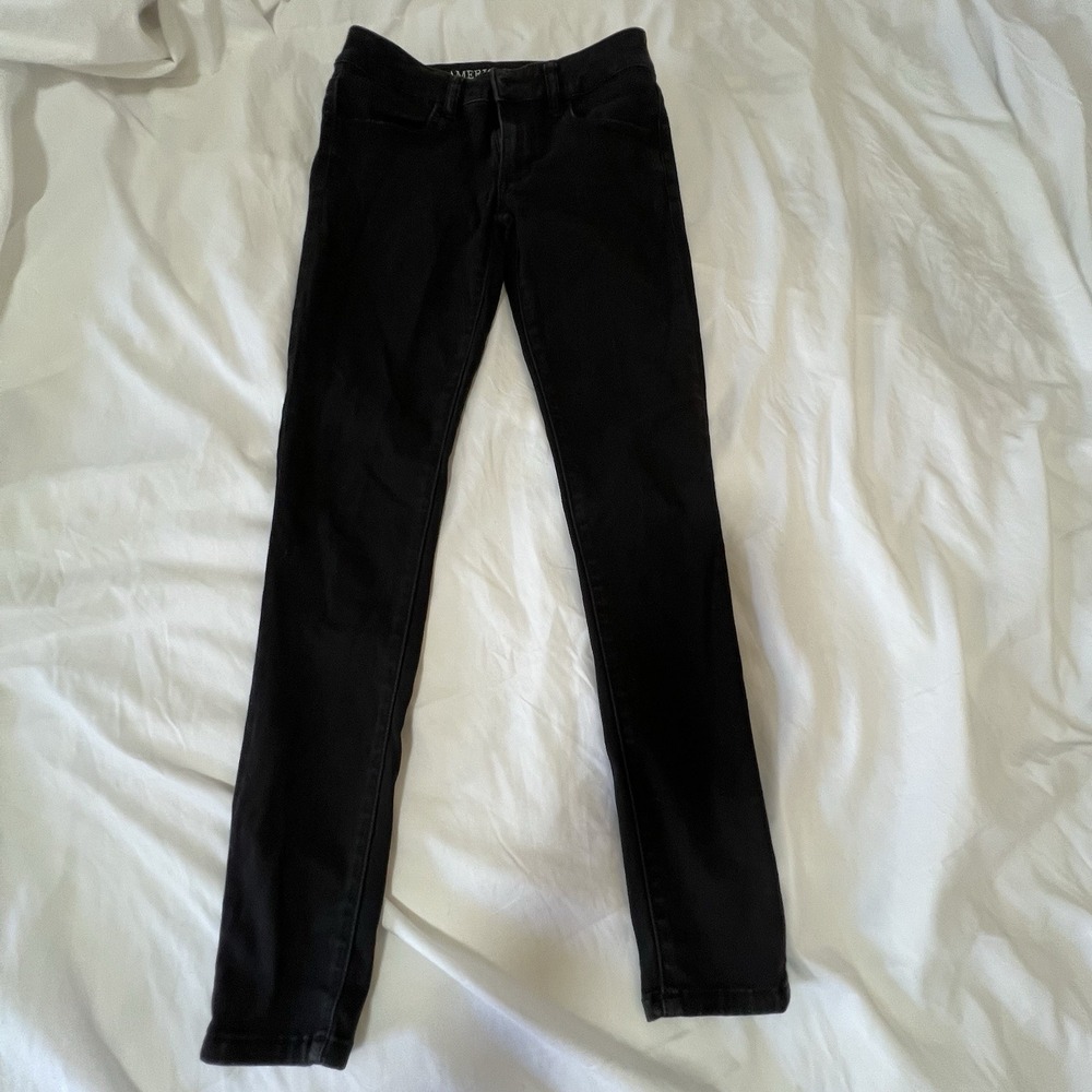American Eagle Super Super Stretch Dark Wash Jeggings Size 2 SHORT SATEEN X